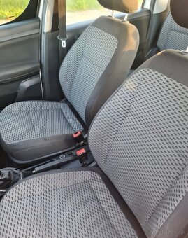 Skoda Roomster RV 2013 5miestna - 7