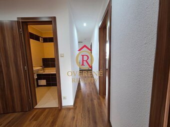 Na predaj priestranný 3-izbový byt 10minút od mesta Zvolen v - 7