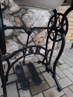 Krásny kúsok umývadlo 150r. stará konštrukcia - 7