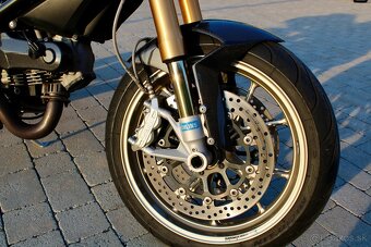 Ducati Monster 1100S - 7