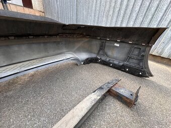 Zadna vystuha naraznika golf 5 combi 1.9 tdi volkswagen - 7