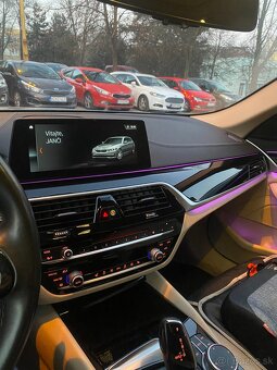 BMW 520d G31 xdrive - exkluzivna vybava - 7