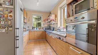 NA PREDAJ : Rekreačný dom 108 m2, pozemok 817 m2, Nová Dedin - 7