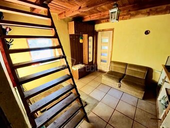 Jedinečná chata s prekrásnym pozemkom pri lese vo vino… - 7