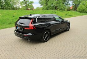 Volvo V60 D4 Momentum Pro A/T 2020 - 7