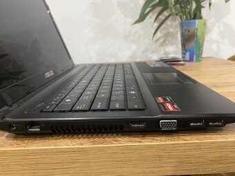 Asus X53U - 7