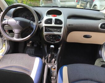 Peugeot 206 - 7