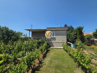Na PREDAJ RD Zobor s krásnym pozemkom 941m2 - 7