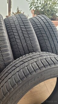 Predám zimné pneu 245/45 R20 Toyo SNOWPROX - 7