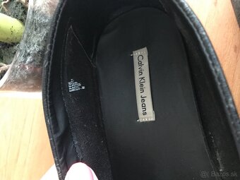 CALVIN KLEIN originál damske sneacery veľkosť 39 - 7