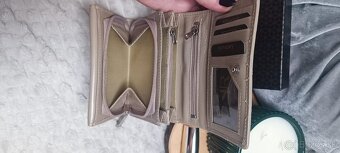 Dámska kožená peňaženka - 7