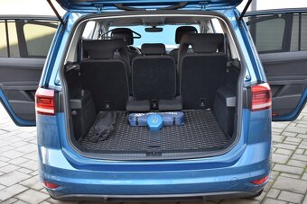 Volkswagen Touran 1,6 TDI Highline 85 kW Diesel / Nafta - 7