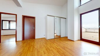 3i. PENTHOUSE 104m2, terasa 70m, Lopúchová ul, GARÁ6 - 7