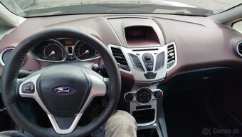 Ford Fiesta - 7
