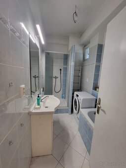 Na predaj priestranný 3 izbový byt Staré Mesto, Bratislava - 7