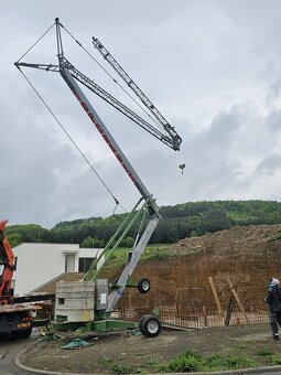 Predám Samo Skládací stavebný Žeriav Cattaneo CM 61B - 7
