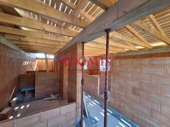 Predáme bungalov 4izbový Košice - Šaca 135m2,tep.čerpadlo,re - 7