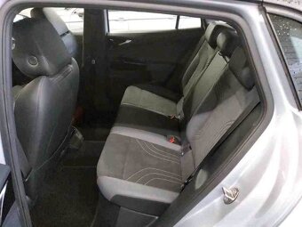 VOLKSWAGEN id.4 150kW Pro Performance 55kWh Bateria - 7