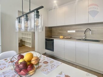 REZERVOVANÉ 1-izbový byt ul. Jesenského Prievidza - 7