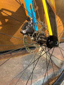 Cestný bicykel Merida Reacto 5000 Team Bahrain XL TOP STAV - 7