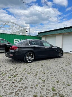 BMW 520d xDrive (2015) - 7