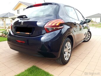 Peugeot 208 - 7