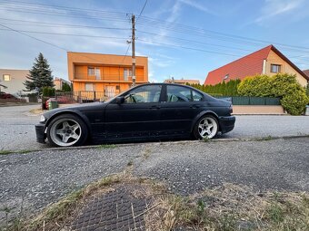 BMW E46 323i street drift - 7