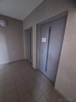 Električka 2 min od 2 izbáku v Petržalke - 7
