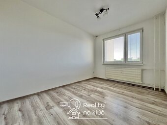 Na prenájom 2-izbový byt na sídlisku Juh v Nových Zámkoch - 7