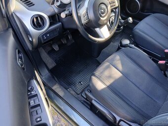 Predám mazda 2  1.5benzin 5dver. - 7
