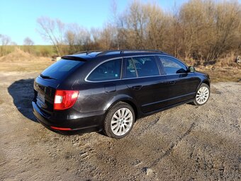 ŠKODA SUPERB COMBI II 2.0TDi 4x4 ,, ELEGANCE " - 7