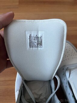 Jordan 1 Mid - 7