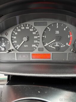 BMW 330xd touring-strieborná met. - 7