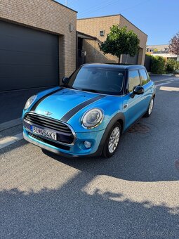 Mini Cooper Hatchback 1.5 TwinPower Turbo 6.st. manuál - 7