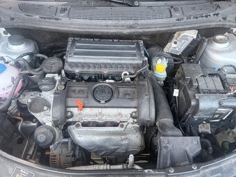 Škoda Roomster 1.6 2009 63 000km - 7