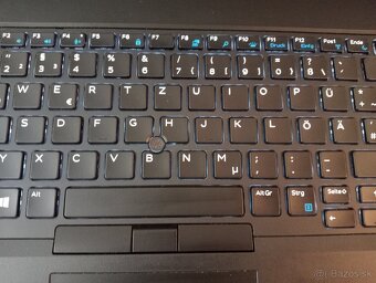 predám Dell precision 7530 , Intel core i7 , 32gb ram , ssd - 7