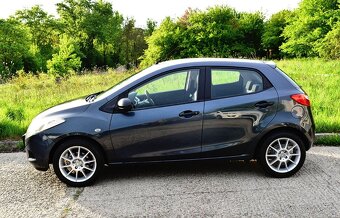 Mazda dvojka 1.3 16v benzin, velmi pekna - 7