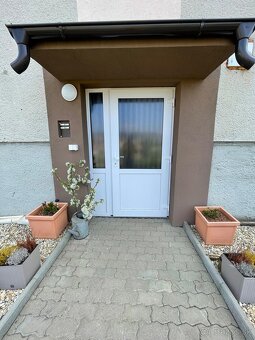 3-izbový byt 20 minút od NR s garážou a záhradou v cene - 7