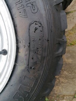 Predám kolesá o rozmere 400/60-15,5 - 7