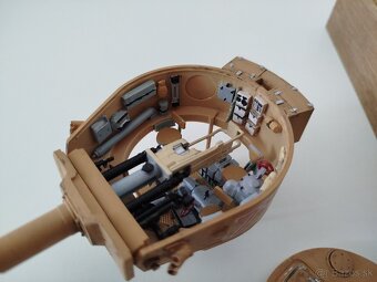 Predám model známeho tanku Tiger H1 - 7