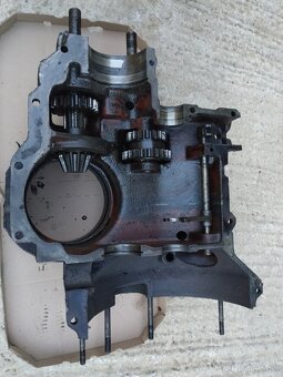 Obal prednej prevodovky tz4k10 - 7