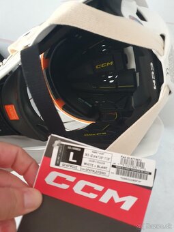 Brankarska maska poloprofi model CCM F9-biela L - 7