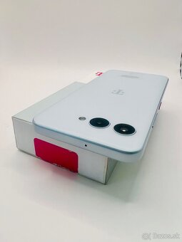 T Phone 3 - 7