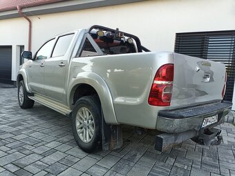 TOYOTA HILUX 2.5 D-4D - na predaj / na splatky - 7