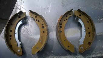 Vodna pumpa,brzdove oblozenie. - 7