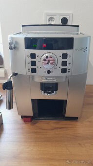 Kávovar - Delongi Magnifica S - 7