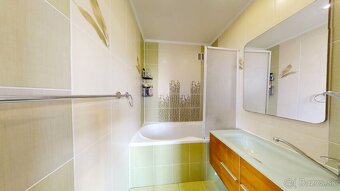 Predaj 3 izbový byt s balkónom - Čadca-Žarec centrum (71 m2 - 7
