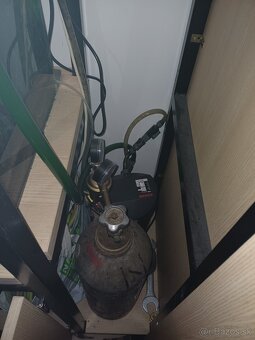 Stojan so skrinkou na akvarium + akvarium 246L s vybavenim - 7
