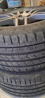 235/45 R17 coninental letne - 7