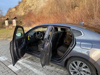 Predám Hyundai i30 fastback 1,4 T-GDi - superstav - 7